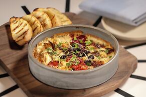 Universal’s Loews Portofino Bay Hotel