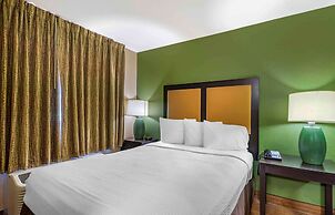 Extended Stay America Suites Tampa Airport N Westshore Blvd