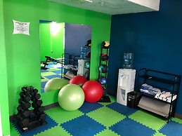 La Quinta Inn & Suites by Wyndham Minneapolis Northwest