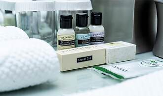 Executive Plaza Hotel Metro Vancouver