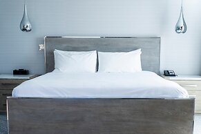 Executive Plaza Hotel Metro Vancouver