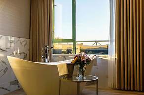 Executive Plaza Hotel Metro Vancouver