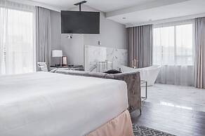 Executive Plaza Hotel Metro Vancouver