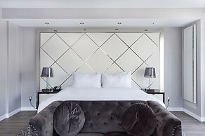 Executive Plaza Hotel Metro Vancouver