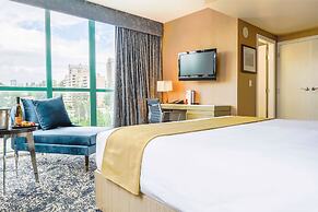 Executive Plaza Hotel Metro Vancouver