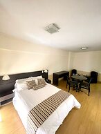 Golf Tower Suites & Apartments