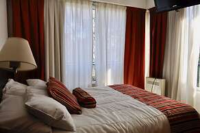 Golf Tower Suites & Apartments