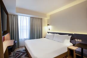 Hampton by Hilton London City