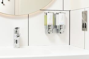 Hampton by Hilton London City