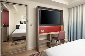 Hampton by Hilton London City