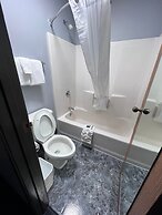 American Inn and Suites Ionia