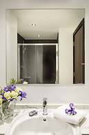 St Giles Heathrow Hotel