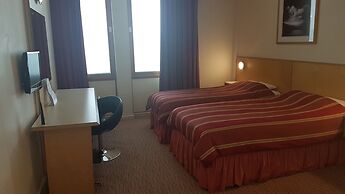 St Giles Heathrow Hotel