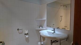 St Giles Heathrow Hotel