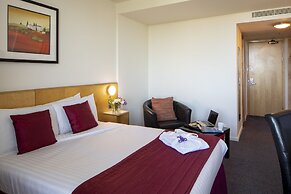 St Giles Heathrow Hotel