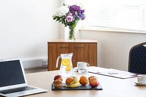 St Giles Heathrow Hotel