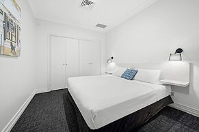 Comfort Hotel Melbourne Central