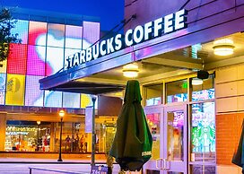 Embassy Suites by Hilton Atlanta at Centennial Olympic Park