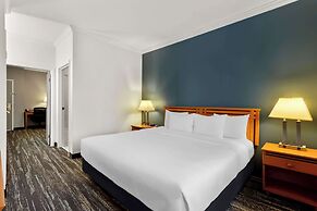 Clarion Suites Anchorage Downtown