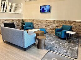 Clarion Suites Anchorage Downtown