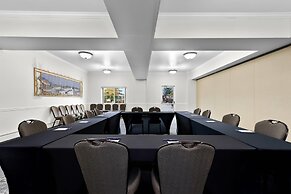 Clarion Suites Anchorage Downtown