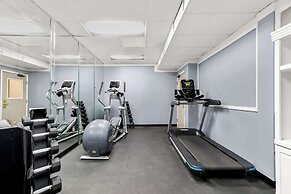 Clarion Suites Anchorage Downtown