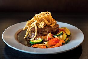 Niagara  Fallsview Hotel & Suites