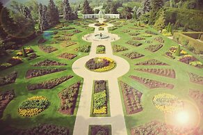 Niagara  Fallsview Hotel & Suites