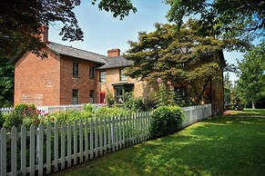 Niagara  Fallsview Hotel & Suites