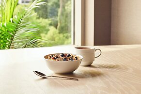 Holiday Inn & Suites Chicago - Downtown by IHG