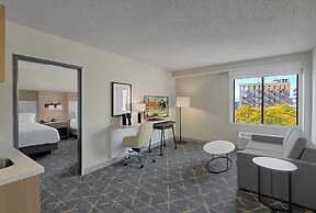 Holiday Inn & Suites Chicago - Downtown by IHG