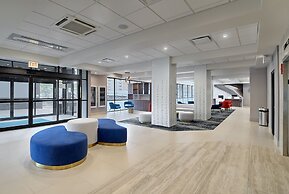 Holiday Inn & Suites Chicago - Downtown by IHG