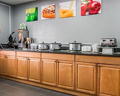Quality Inn Grand Rapids North