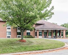Quality Inn Grand Rapids North