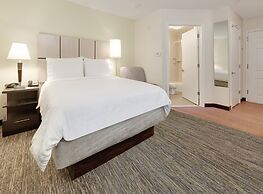 Candlewood Suites Salina by IHG