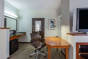 Wyndham Garden Kansas City Airport