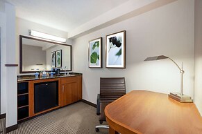 Wyndham Garden Kansas City Airport