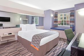 Microtel Inn & Suites by Wyndham Appleton