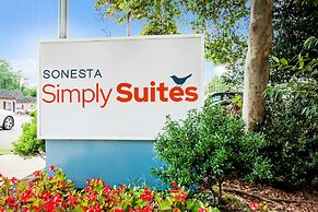 Sonesta Simply Suites Falls Church