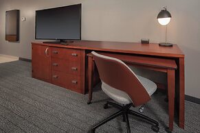 Courtyard by Marriott Frederick