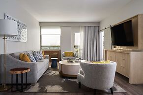 DoubleTree by Hilton Hotel Dallas – Love Field