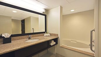 Holiday Inn Express Hotel & Suites Colby by IHG