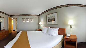 Holiday Inn Express Hotel & Suites Colby by IHG
