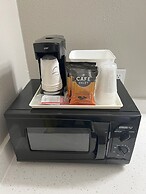 Days Inn by Wyndham Phoenix West