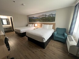 Days Inn by Wyndham Phoenix West