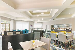 La Quinta Inn & Suites by Wyndham Orlando UCF