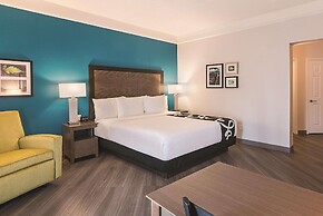 La Quinta Inn & Suites by Wyndham Orlando UCF