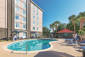 La Quinta Inn & Suites by Wyndham Orlando UCF