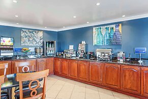 Best Western China Lake Inn