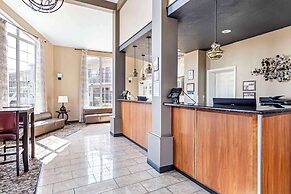 Best Western China Lake Inn